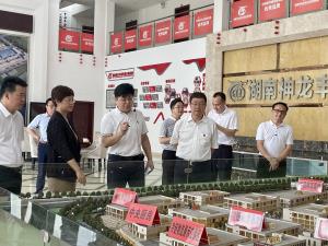 刘湘凌调研组来神龙丰物流园调研深化供销合作社综合改革工作